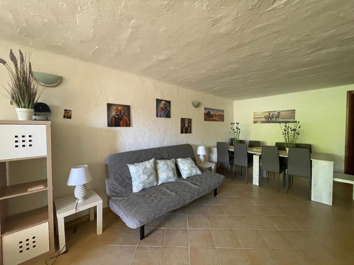 Lightblue-Celeste Central Apartment In Porto Rotondo Eksteriør billede